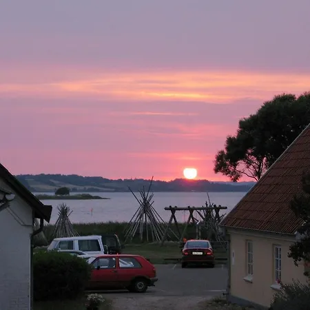 Hjarbaek Bed And Breakfast
